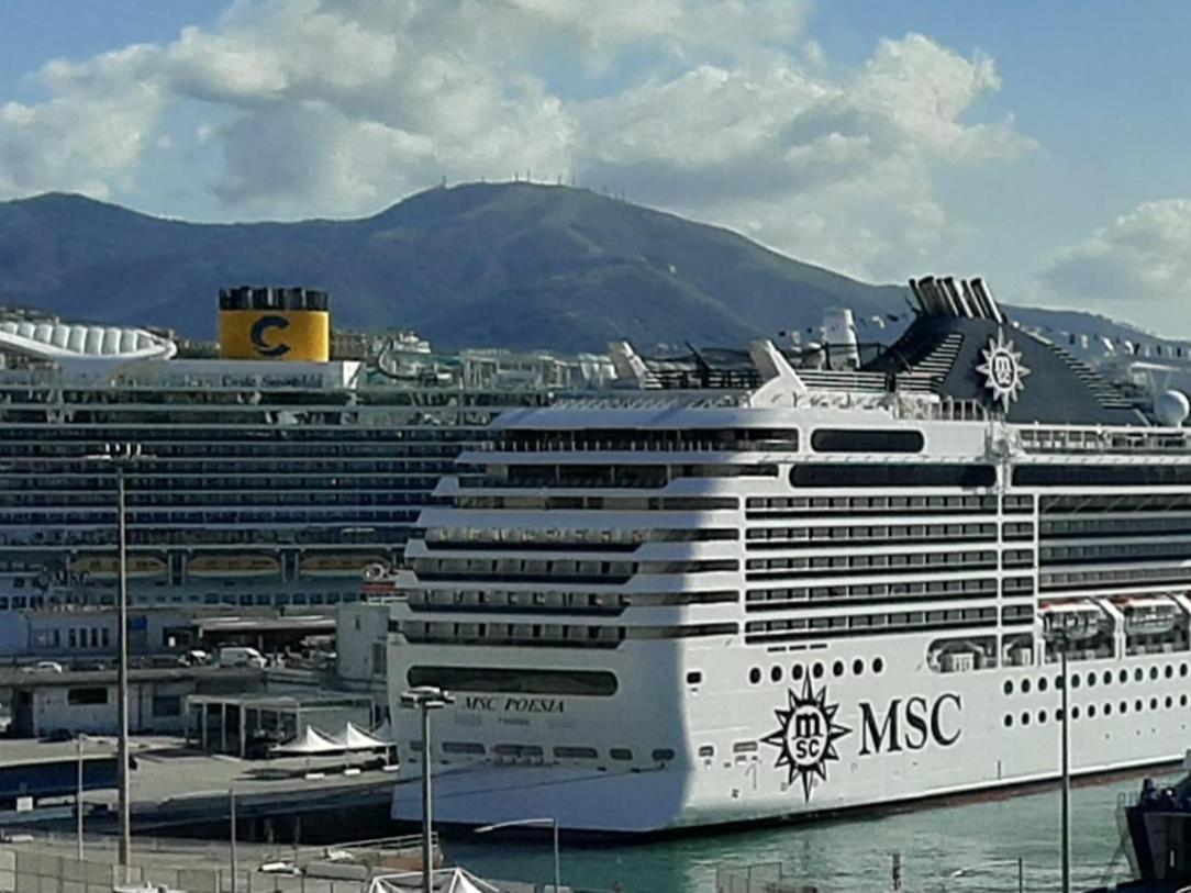 Genova Cruise Terminal Casa Dallo Zio 150 Mq Exterior foto